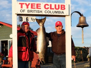 Bill-Tomicki-36.5-lb-Aug-27th-630-a.m.-on-a-plug-rowed-by-Ross-Spiers-300x226.jpg